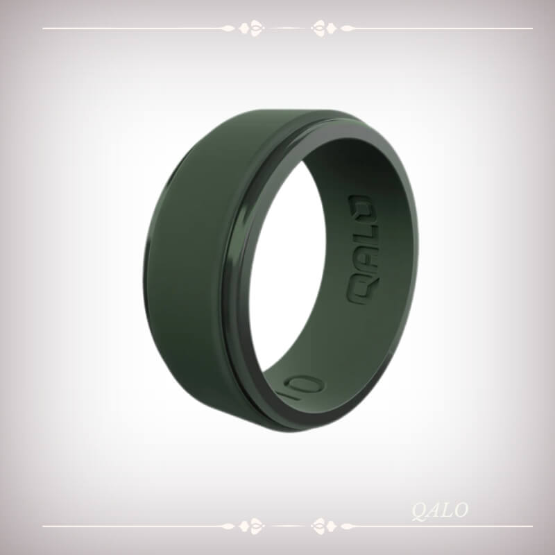 Qalo Polished Step Edge Silicone Ring